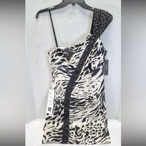NWT Laundry By Shelli Segal Zebra Print One Beaded Shoulder Dress. Size 8 prom